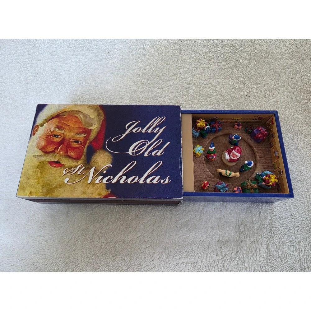 Vintage Jolly Old Nicholas Musical Santa Workshop Diorama Box Christmas Decor